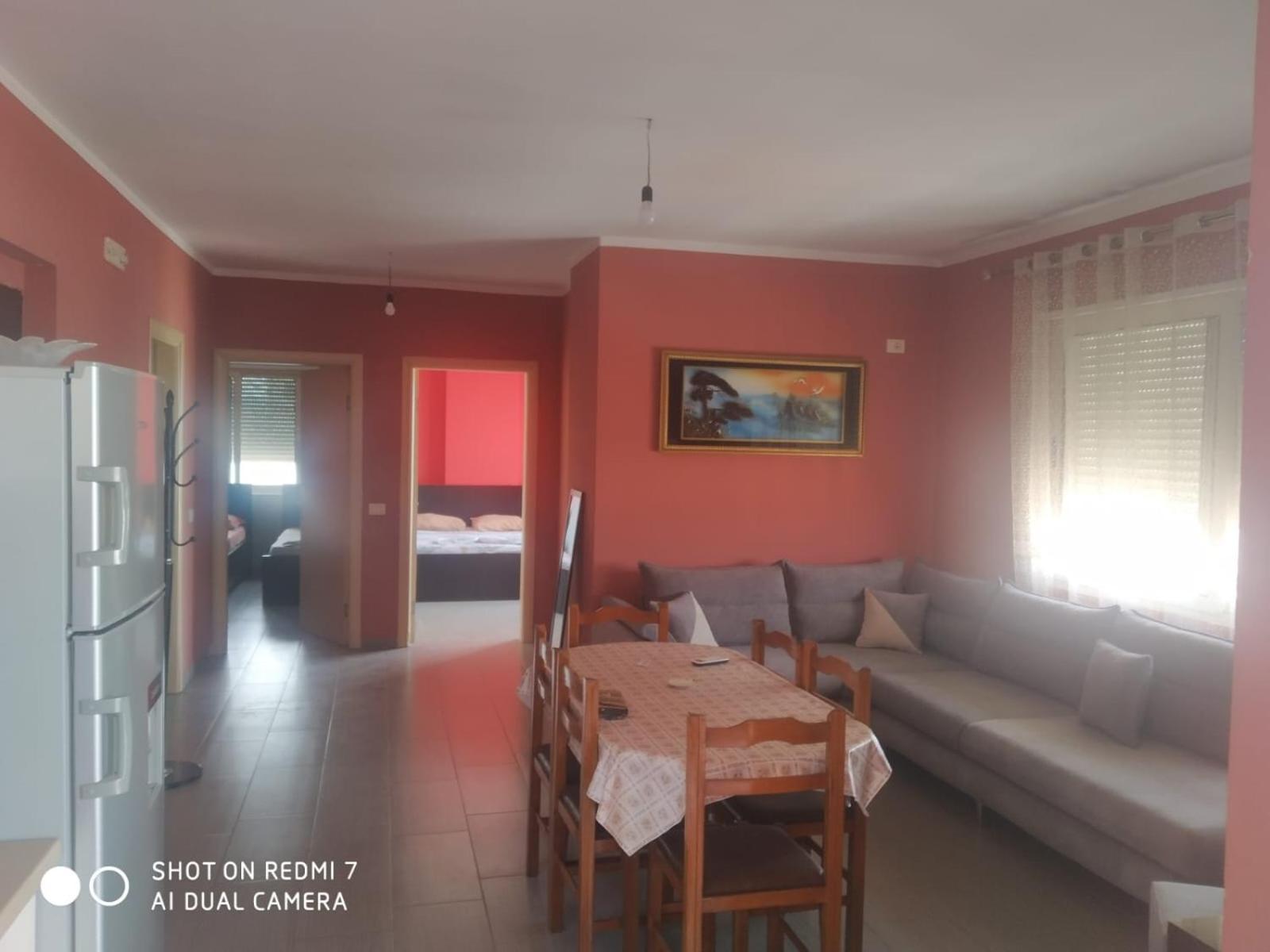 Maksimilian Apartament دراس المظهر الخارجي الصورة