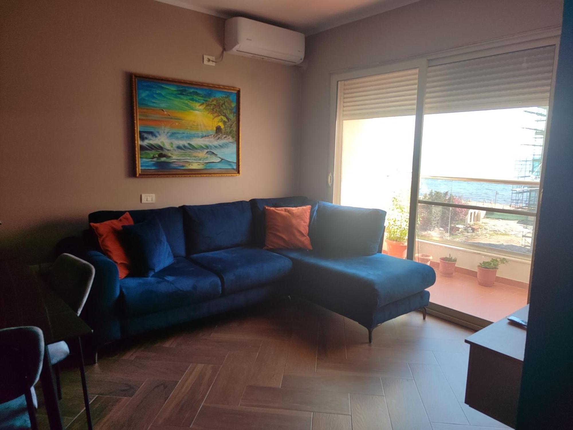 Maksimilian Apartament دراس المظهر الخارجي الصورة